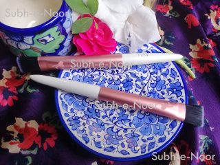 MSQ Flat Foundation Brush Pink and White Limited Edition